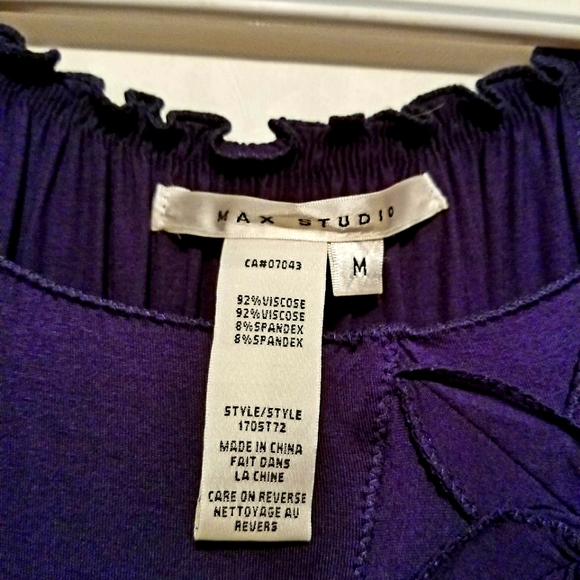 Dressy T-Shirt with Flower Design - Picture 2 of 4